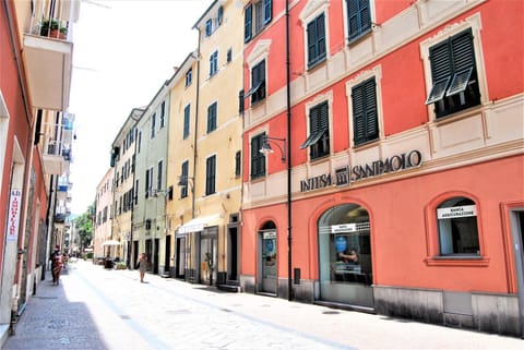 Portobello's - Work is Vacation Apartment in Albissola Marina