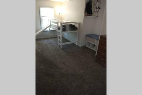 Beautiful Home off I-75/71, Great Neighborhood Villa in Fort Mitchell