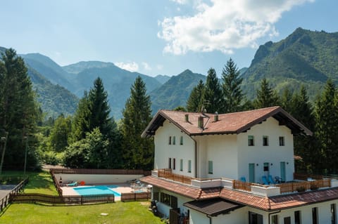 Maso dell Apicoltore Bed and Breakfast in Ledro