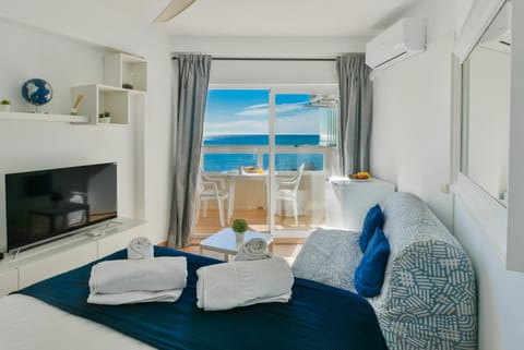 Bed, Living room, Sea view