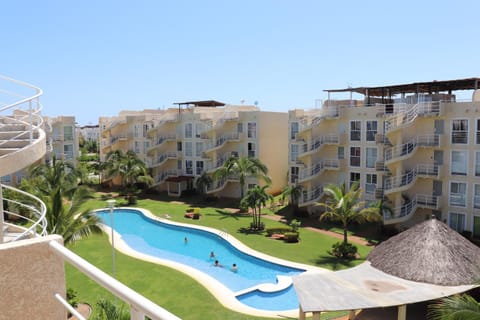 Pool view, Swimming pool