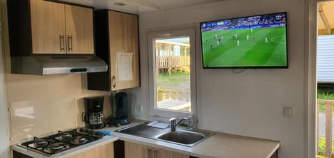 Mobil Home S24 - Camping Phare d'Opale Campground/
RV Resort in Le Portel