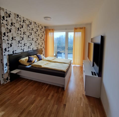 Bed, Living room, Photo of the whole room