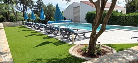 Apartment in Casa Porta Luna, Gajac, Novalja Villa in Novalja