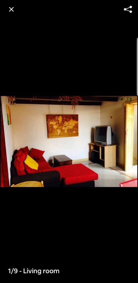 Communal lounge/ TV room