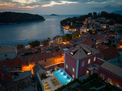 Property building, Swimming pool, Sunset, sunbed