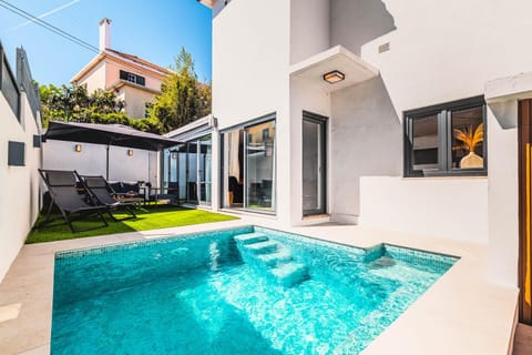 Patio, Day, Pool view, Swimming pool, sunbed