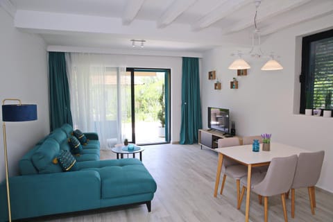 Boka blue apartment lux 2 rooms Apartment in Dobrota