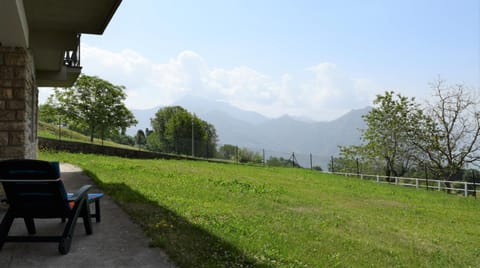 Il Roseto Mountain Lake Iseo Hospitality House in Province of Brescia