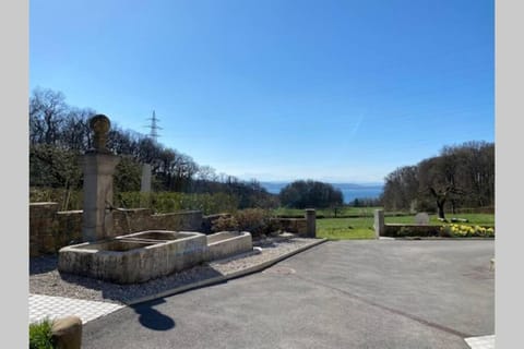 Vöens, St-Blaise, Logement entier - 2 chambres Apartment in Neuchâtel, Switzerland