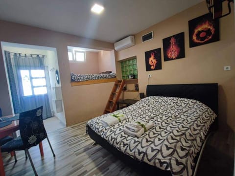 Villa PopandRock Sleeps 5 with Parking Villa in Zadar
