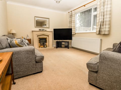 Spring Close House in Southport