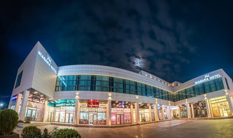 Property building, Night, Location