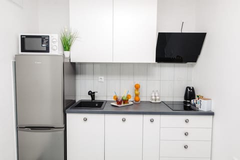 Coffee/tea facilities, Kitchen or kitchenette