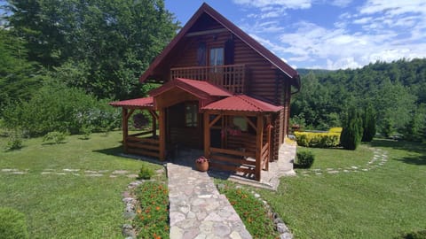 Secret Garden Kolašin House in Montenegro