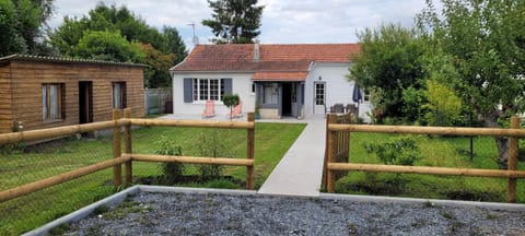Property building, Garden, Garden view