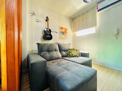 LOFT aconchegante no Centro de Macaé - Wifi, Ar condicionado, tv Smart e Cozinha completa Apartment in Macaé