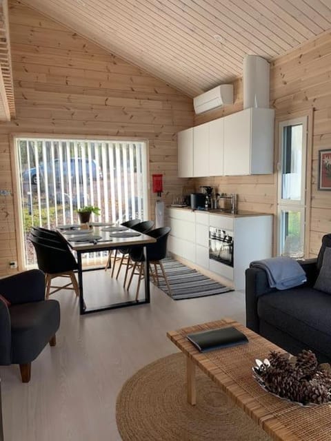 Villa Korppi Chalet in Uusimaa