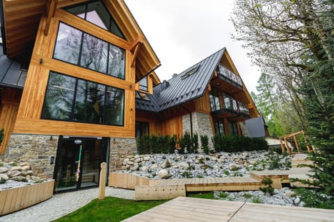Property building, Garden