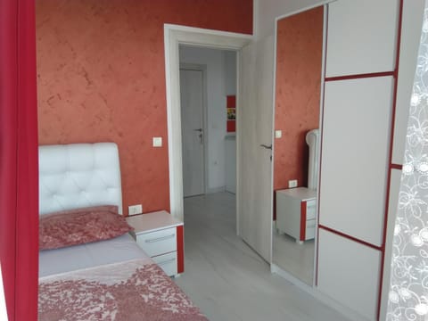 Helena Apartment Apartment in Ulcinj