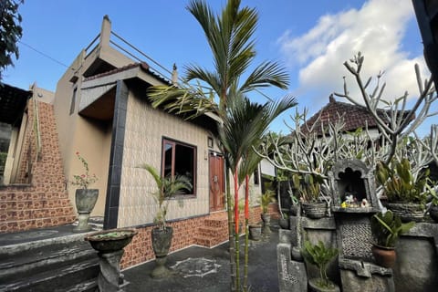 Property building, Garden view