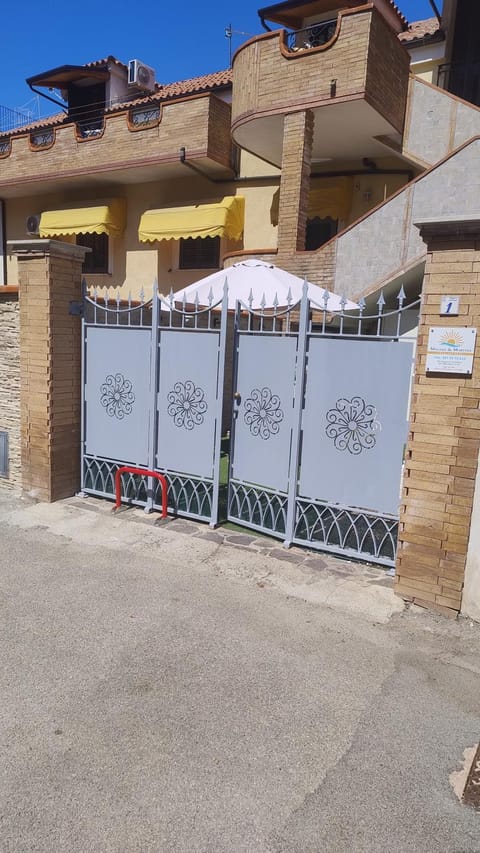 Property building, Logo/Certificate/Sign