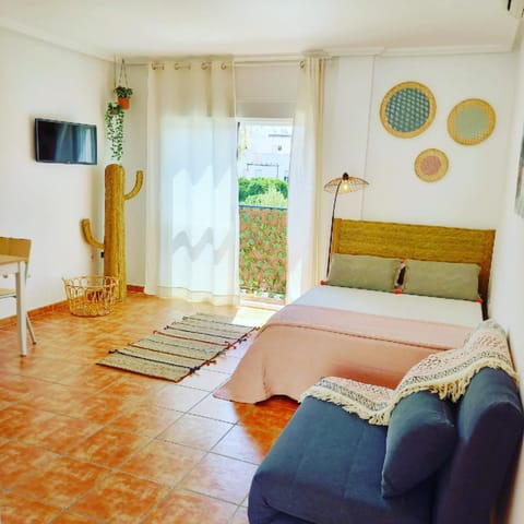 Bed, Balcony/Terrace, Seating area, Dining area