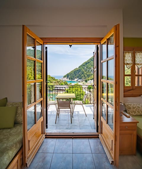 Bed, Day, Beach, Bedroom, Sea view