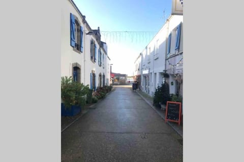 Etel Appartement lumineux emplacement idéal Apartment in Étel