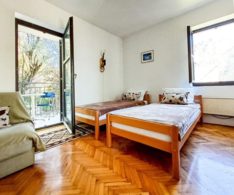 Bed, Photo of the whole room
