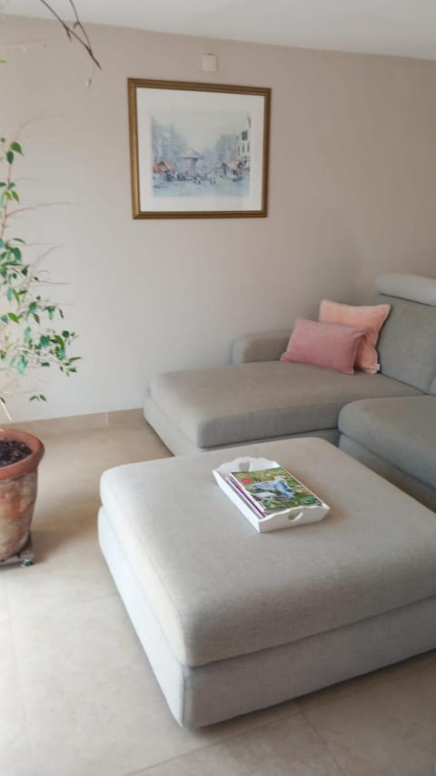 Chez Paulette House in Flanders