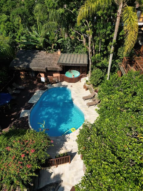 Bird's eye view, Swimming pool