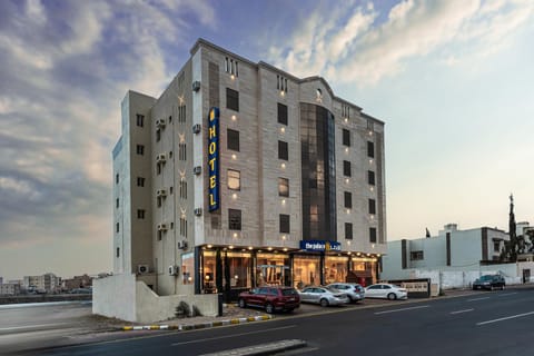 Property building, Logo/Certificate/Sign, Parking