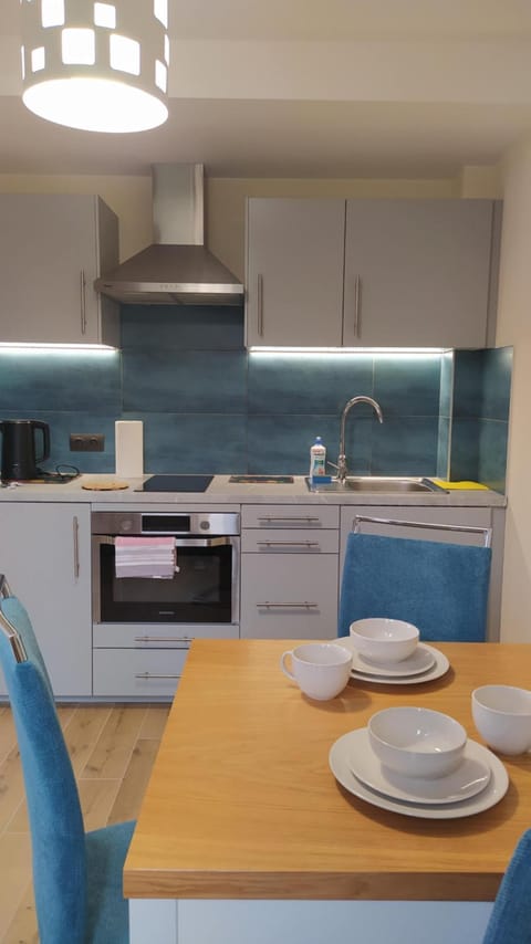 oven, stove, kitchen