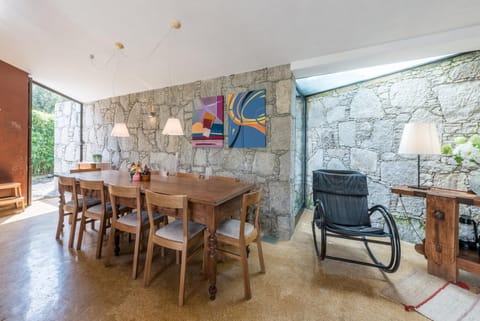 GuestReady - Chapel`s Garden House in Vila Praia de Ancora