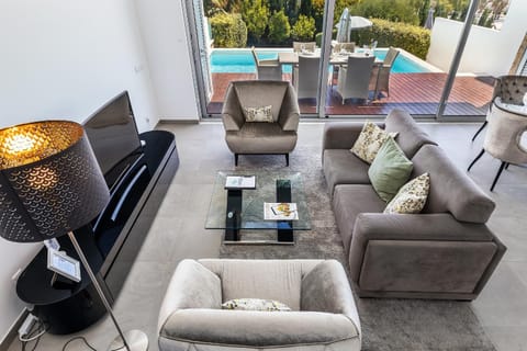 Communal lounge/ TV room, Living room