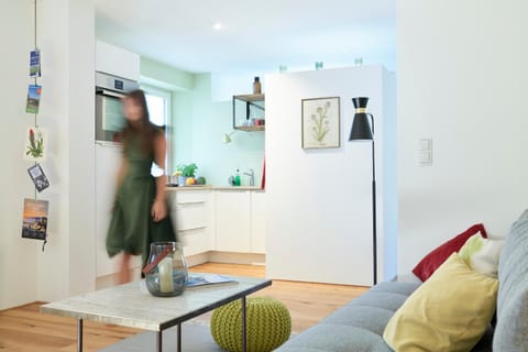 Rotes Haus Bregenz Garten Wohnung Apartment in Bregenz