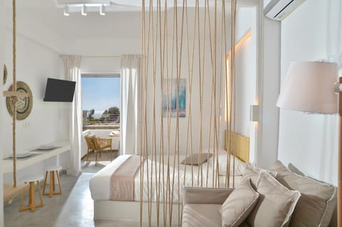 Patio, Bed, TV and multimedia, Bedroom, Sea view