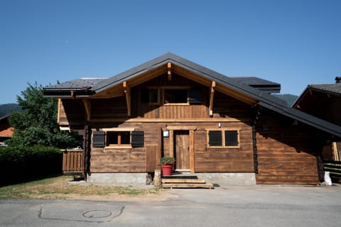 Le Petit Chalet de Montriond Chalet in Montriond