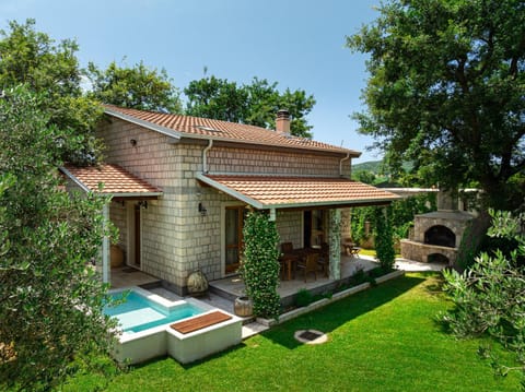 Property building, BBQ facilities