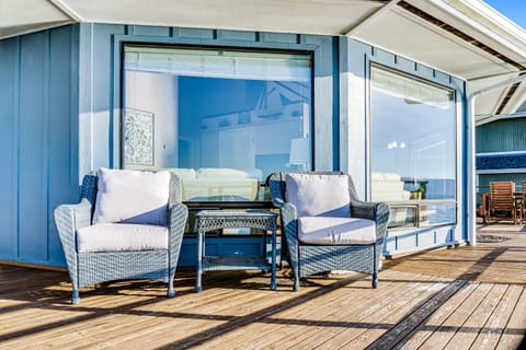 The Angle Inn House in Hoodsport