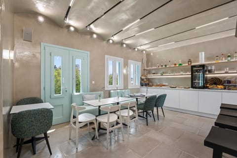 Staff, Staff, Restaurant/places to eat, Spring, Food close-up, Food close-up, Day, Night, People, People, Property logo or sign, Summer, View (from property/room), View (from property/room), Living room, Food and drinks, Food and drinks, Other, Other, Banquet/Function facilities, Decorative detail, Seating area, Dining area, Autumn, Food, Food, Text overlay, Guests, Guests, Area and facilities, Area and facilities, Area and facilities, Meals, Meals, Breakfast, Breakfast, Lunch, Lunch, Dinner, Dinner, Drinks, Drinks, Alcoholic drinks, Alcoholic drinks, Non alcoholic drinks, Non alcoholic drinks, Seasons, Time of day, Sunrise, Sunset, children, children, young children, older children, group of guests, Family, Family, concierge, furniture, furniture, internet, internet, locker, locker, safe, VIP, VIP, wedding, wedding, kitchen, kitchen, air conditioner