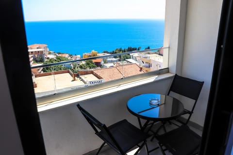 View (from property/room), City view, Sea view