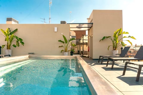 Property building, Balcony/Terrace, Pool view, Swimming pool
