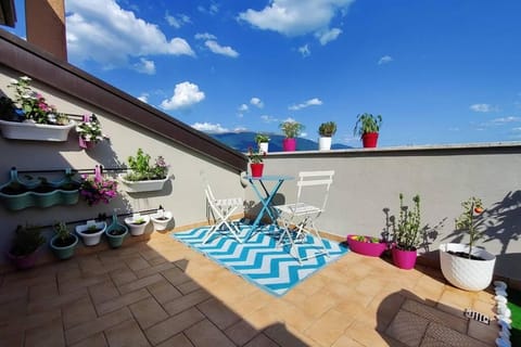 Balcony/Terrace, Garden view