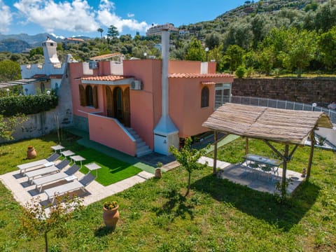 Garden, Dining area, Garden view, sunbed