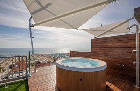 Shower, Hot Tub, Solarium, Sea view, Open Air Bath
