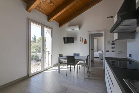 TV and multimedia, Kitchen or kitchenette, Living room, Seating area, Dining area, minibar, air conditioner