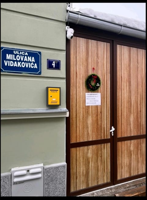 Sobe sa sopstvenim KUPATILOM Private rooms bathroom In CENTER Bed and Breakfast in Novi Sad