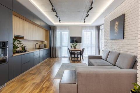 TV and multimedia, Kitchen or kitchenette, Seating area